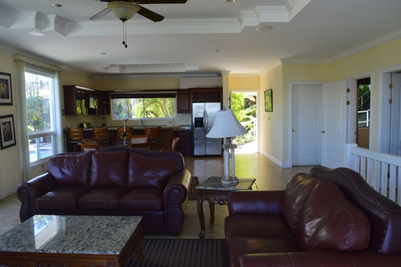 villa | blackout curtains, soundproofing, iron/ironing board, free wifi