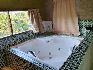 Chale Superior com Hidro | Udsigt fra balkon