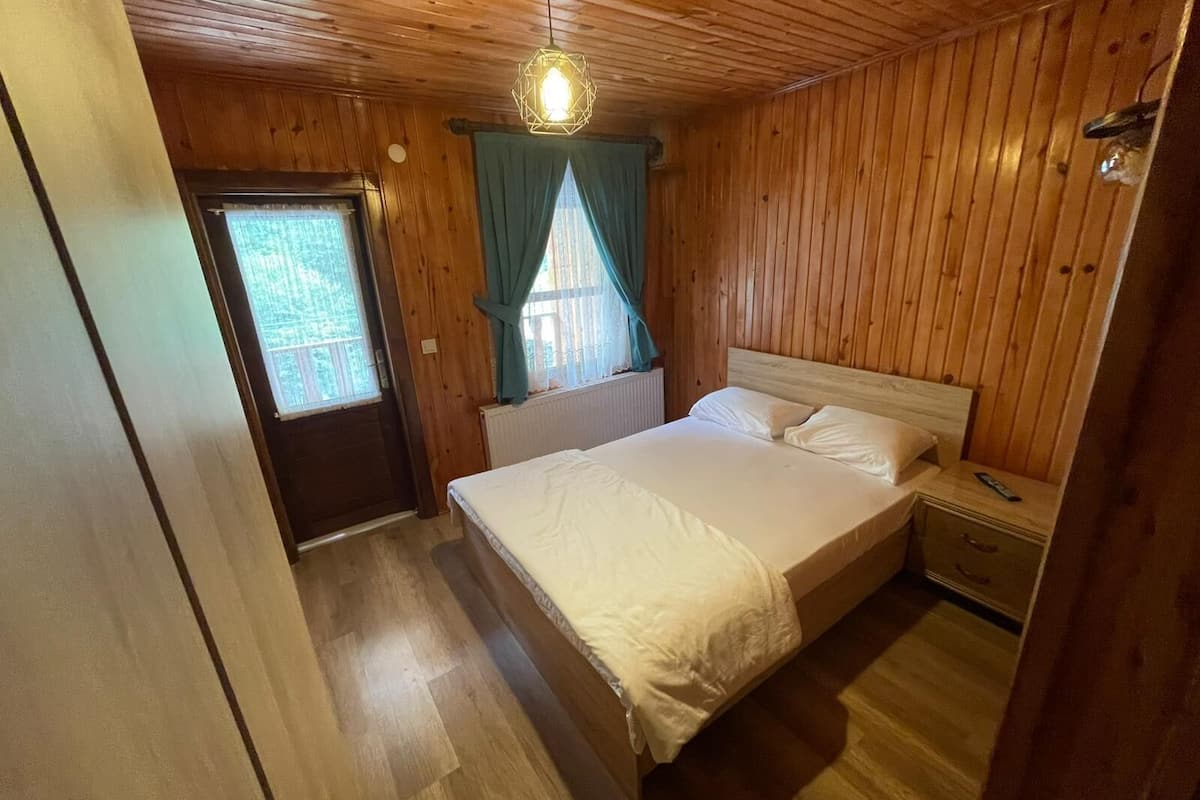 1 bilik tidur, meja, Wi-fi percuma, cadar katil