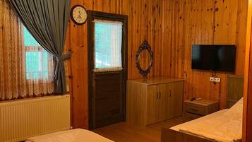 1 makuuhuone, työpöytä, ilmainen Wi-Fi, vuodevaatteet