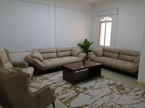 基本別墅 | 客廳 | 平面電視