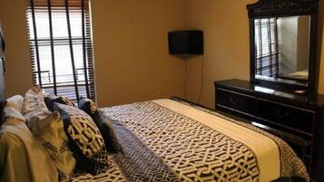 Double Room Single Use | Individually decorated, desk, laptop workspace, blackout drapes