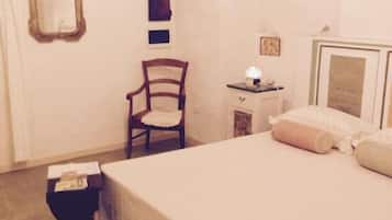 Family Studio | Free WiFi, bed sheets