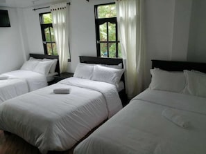 Blackout curtains, free WiFi