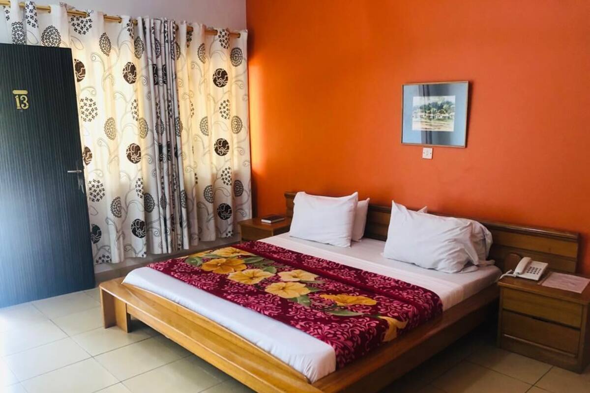 Kamar Single Eksklusif, teras, pemandangan kebun | Meja kerja, ruang kerja ramah laptop, dan tempat tidur bayi gratis