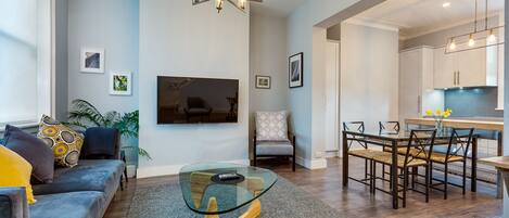 Televisión de pantalla plana