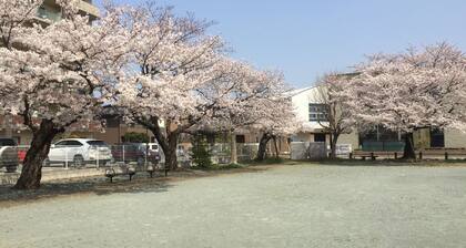 Heart Hostel and Diner