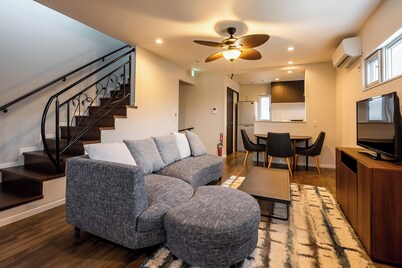 Tsukasa Condo Chatan Araha