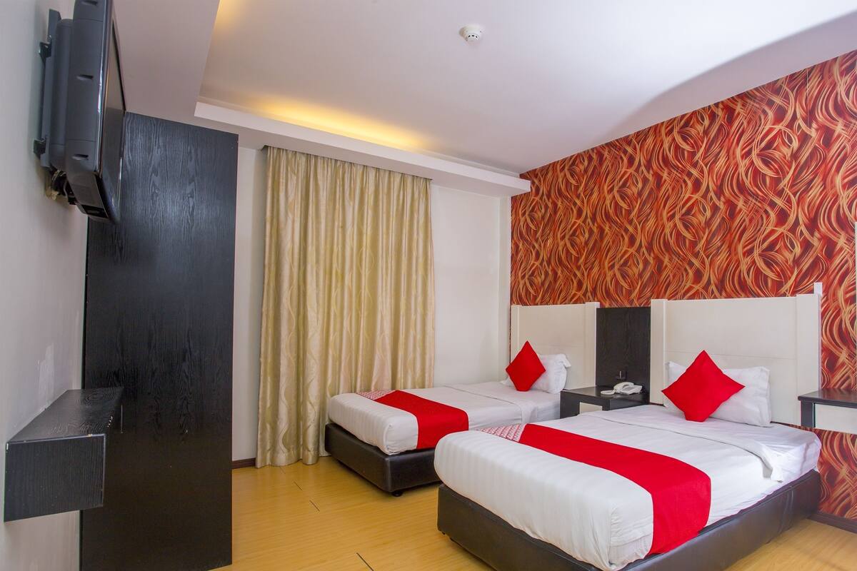 Chambre Deluxe avec lits jumeaux | Bureau, Wi-Fi gratuit, draps fournis