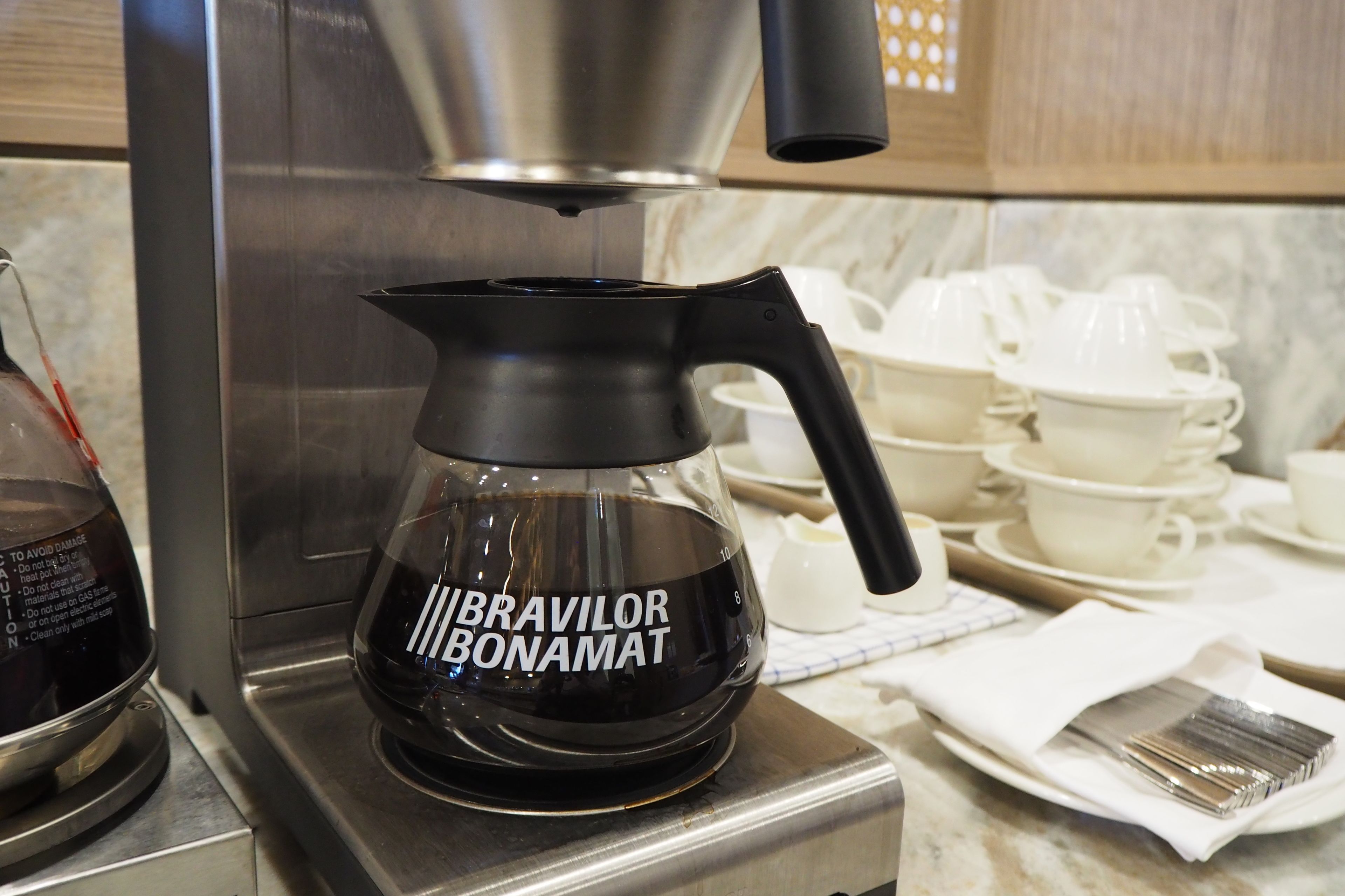 daily buffet breakfast (thb 550 per person)