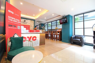 超级 OYO 483 考山潘妮酒店