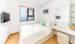 Desk, free WiFi, bed sheets