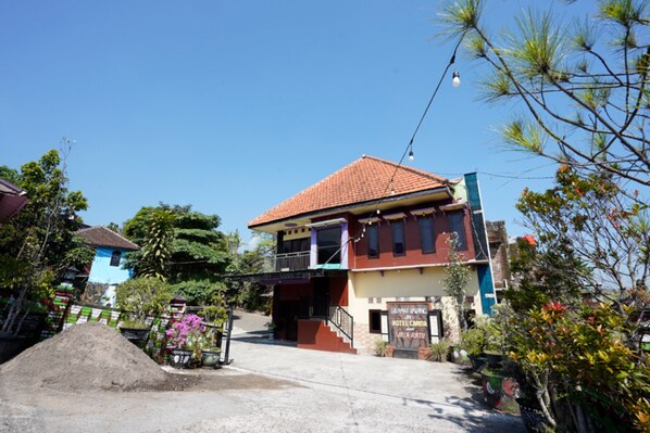Exterior