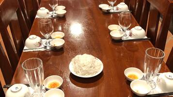 Mini-fridge, microwave, oven, dishwasher