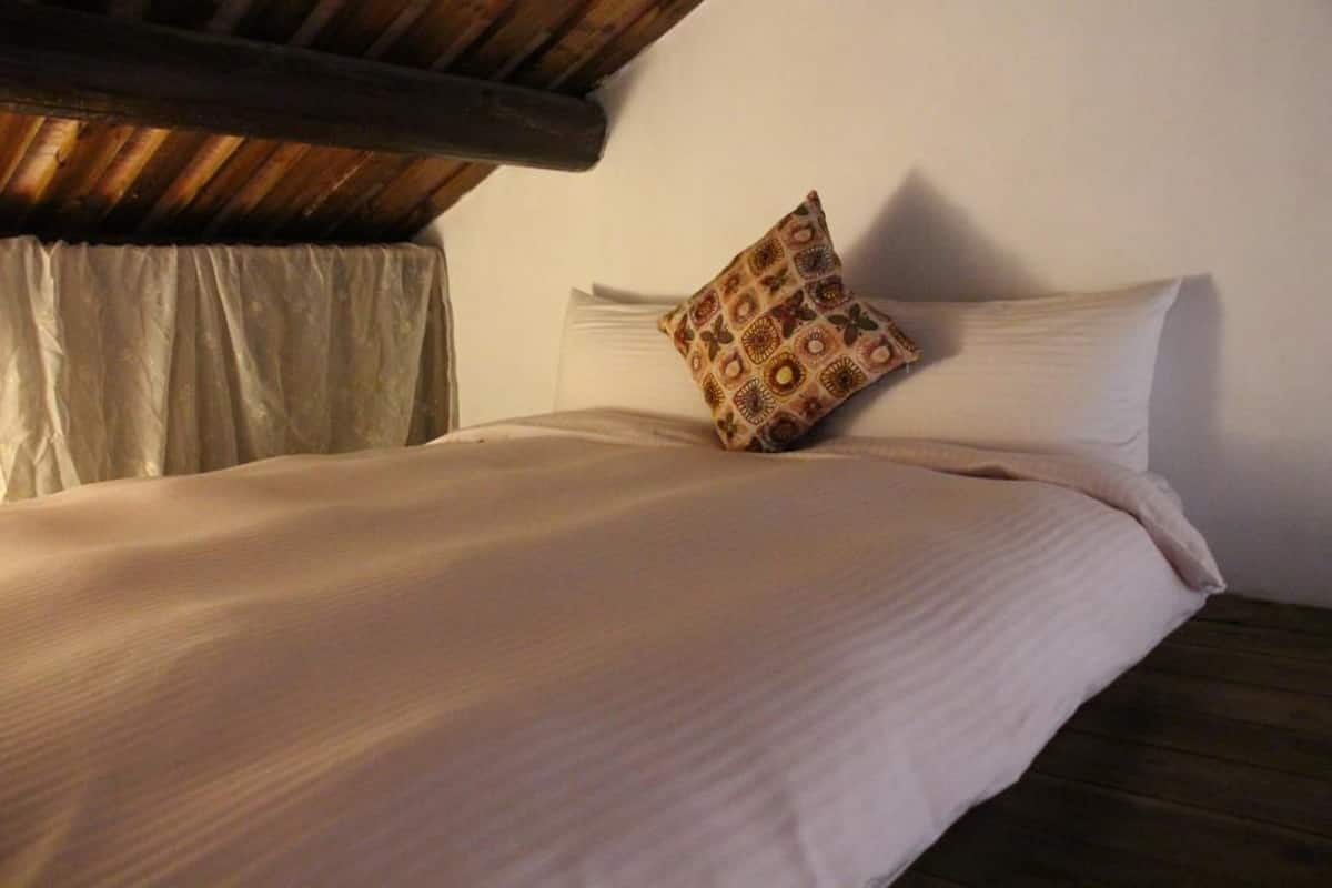 Quadruple Room | Blackout drapes, WiFi (free), bed sheets