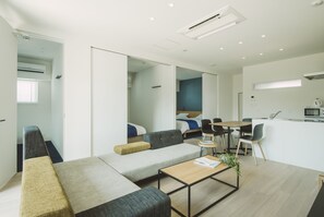 公寓, 3 間臥室 (Elumira) | 客廳 | 平面電視