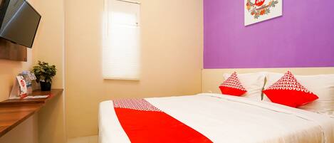 Standard Double Room | Free WiFi, bed sheets