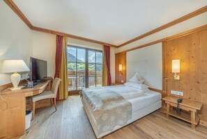 Phòng đơn, ban công | Bộ đồ giường kháng dị ứng, minibar, két bảo mật tại phòng 