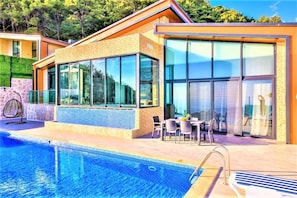Front of property - Villa Meque 2 (Kas)