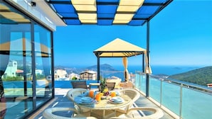 Villa | Terraza o patio