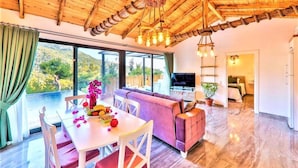 Villa | Wohnbereich