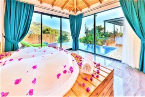 Villa | Private spa tub - Villa Rome (Kas)