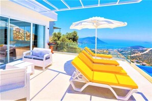 Sundeck - Villa Pai (Kas)