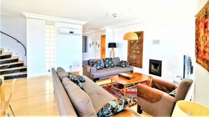 Villa, 3 chambres | Salle de séjour
