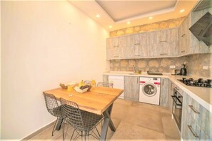Villa | Private kitchen | Fridge, microwave, oven, stovetop - Villa Puca 2 (Kas)