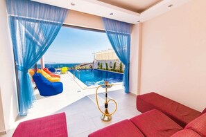 Villa, 3 Bedrooms | Private pool