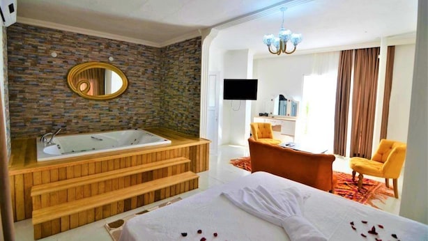 Apartment, 2 Schlafzimmer | Bügeleisen/Bügelbrett