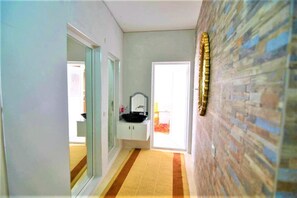 Apartment, 2 Bedrooms | Iron/ironing board