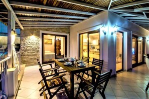 Villa, 3 habitaciones | Terraza o patio