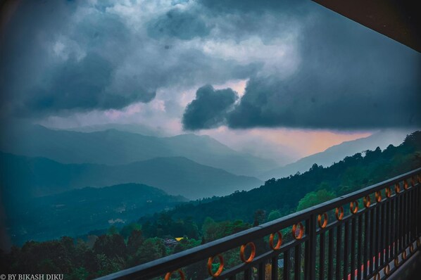Balcony - Golden Kuensel  Resort & Spa (Kalimpong)