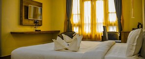 Rollaway beds, free WiFi - Golden Kuensel  Resort & Spa (Kalimpong)