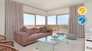 Apartment | Living area - Royal Loft Muizenberg East Beach (Cape Town)