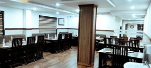 Restaurant - Hotel Vaishno Devi Heights (Reasi)