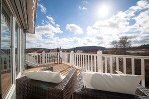 Superior Apartment | Balcony view - Haus Grünewald Unsleben (Unsleben)