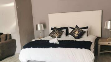 Deluxe Room | Premium bedding, individually decorated, individually furnished