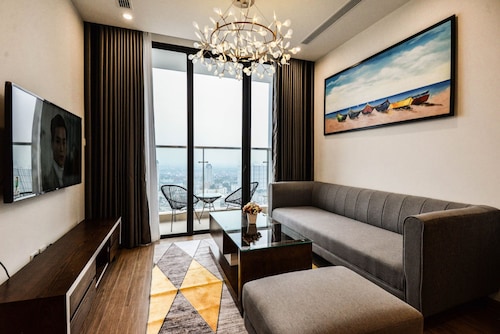 Luxury Apartment Vinhomes Skylake
