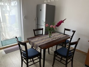 Apartment | In-room dining - Pension Scheffler (Potsdam)