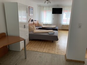 Apartment | Hochwertige Bettwaren, individuell dekoriert, individuell eingerichtet
