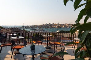 Terrace/patio - Meg Hotel (Istanbul)