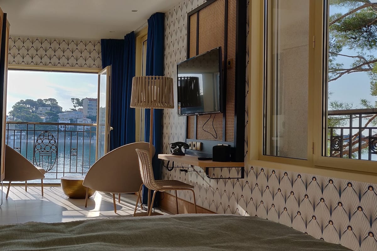 Superior kamer, uitzicht op zee (2) | 1 slaapkamer, luxe beddengoed, donzen dekbedden