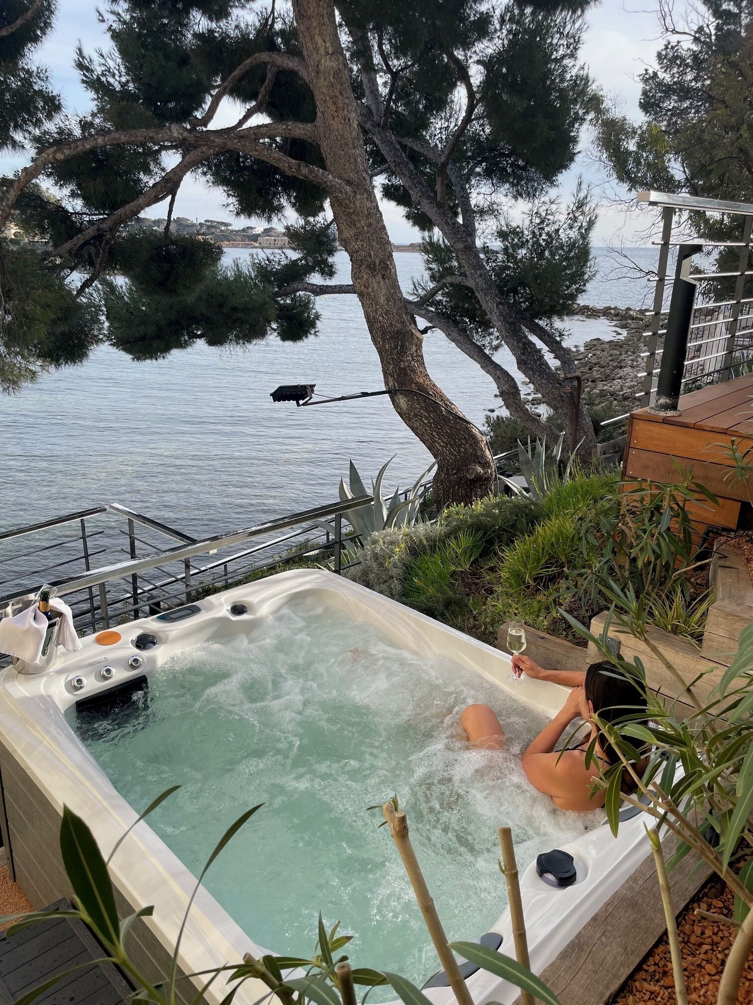 couples treatment room(s), body treatments, body scrubs, facials