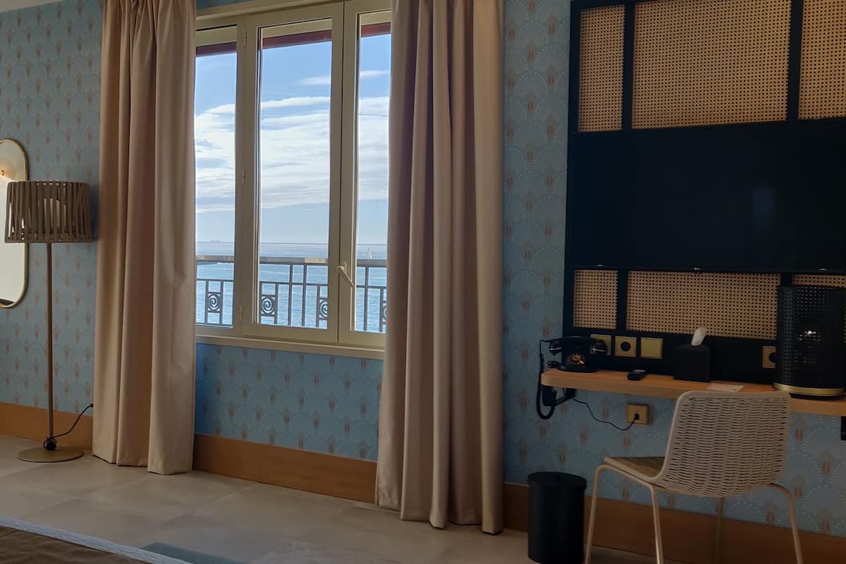 Junior suite, uitzicht op zee (2) | Kameruitzicht