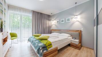 Apartment (661) | 1 bedroom, iron/ironing board, free WiFi, bed sheets