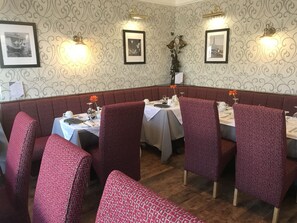 Dining - Raffles Hotel (Blackpool)