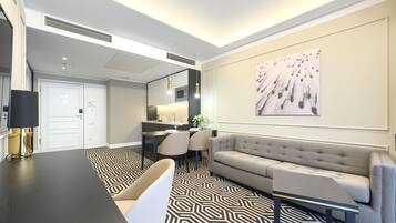 Apartamento (F409) | Área de estar | TV de tela plana