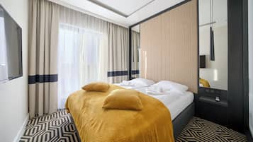 Apartment (G305) | 1 bedroom, individually decorated, individually furnished